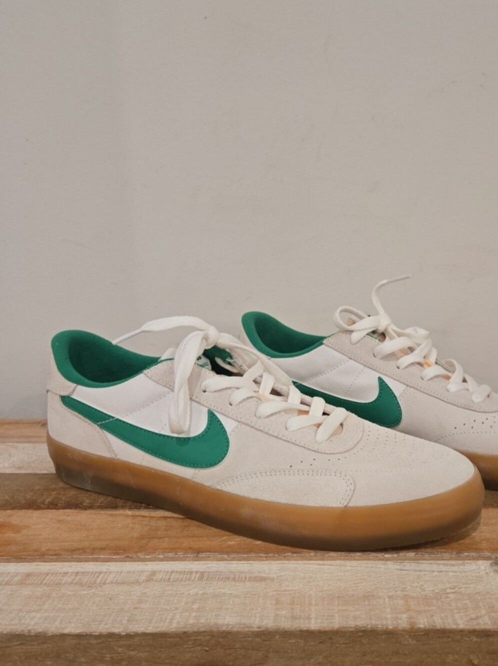 Nike SB Heritage Vulc Summit White Lucky Green Mens Size 11 CD5010-101 Gum Sole